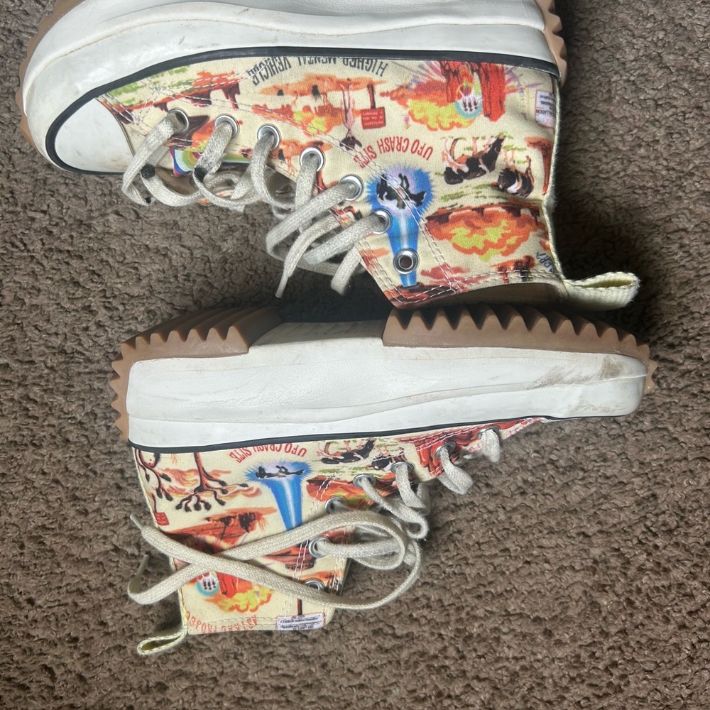 Converse White and Tan Sole Sneakers